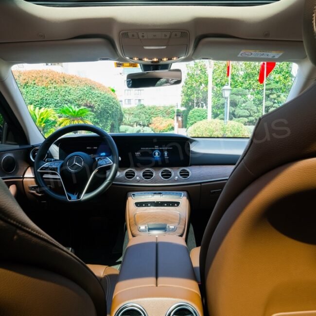 Mercedes E-Class Sedan Luxurious Interior - VIP Transfer