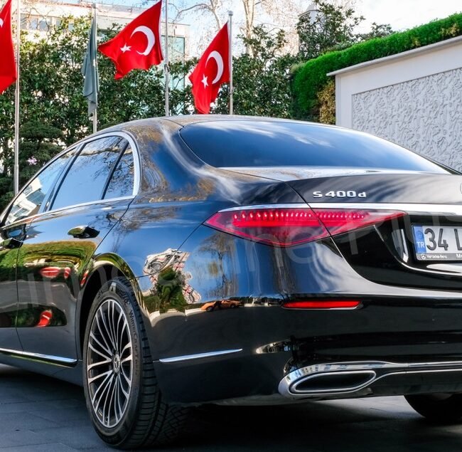 Mercedes S-Serisi Sedan Arka Görünüm - Lüks Transfer İstanbul