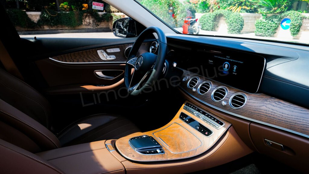 İstanbul Havalimanı Transferi ile Rahat ve Güvenli Ulaşım 1 Luxury Minibus Transfer