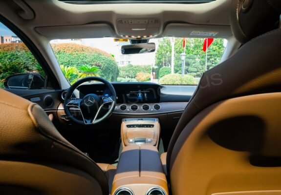 Mercedes E-Class Sedan Luxurious Interior - VIP Transfer