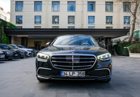 Mercedes S-Class Sedan - Lüks Transfer İstanbul