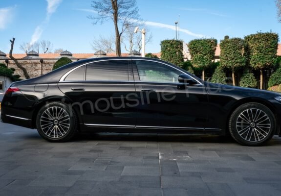 Mercedes S-Class Sedan Side View - Luxury Transfer Istanbul